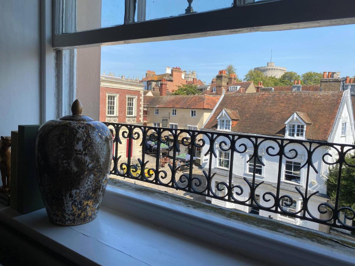 Letting Serviced Apartments - Guards View, Windsor Eksteriør billede